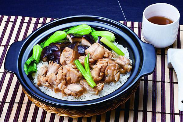 煲来饱去餐饮